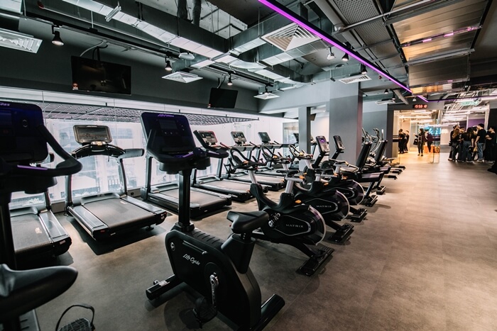 P-Celebrity Fitness-03